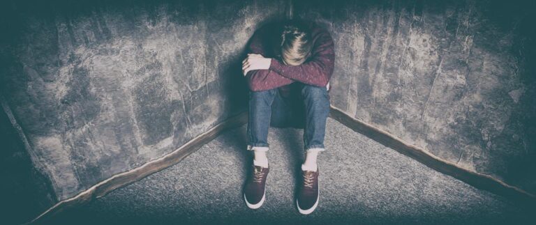 como-afrontar-la-depresion-en-adolescentes-consejos-y-recomendaciones
