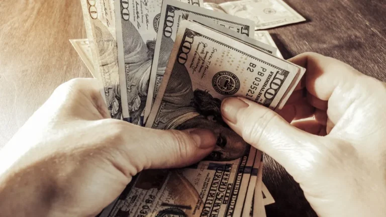 dolar-blue