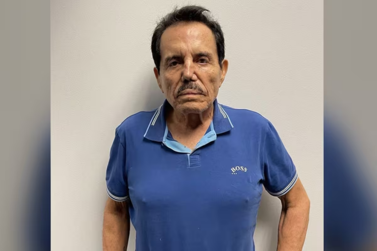 ismael-el-mayo-zambada-tras-su-AJ3LQRWPABA3HO5SCZBQ7TYD4Q