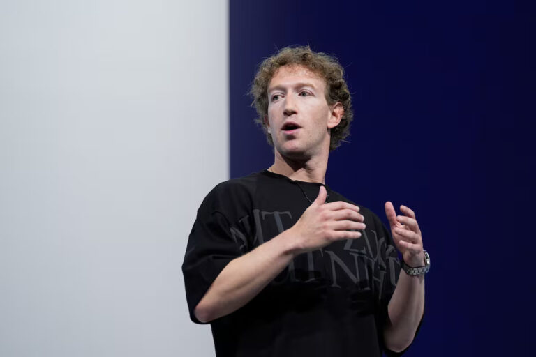 mark-zuckerberg-director-ejecutivo-de-ZUDNVWEWQJBPXOAS5WHAK6MHQA